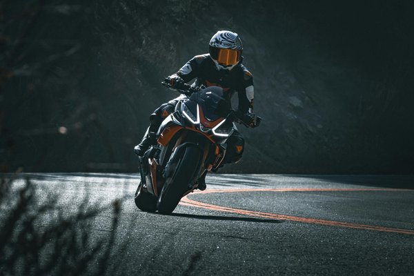 Les berlines et l'environnement : Comment réduire son empreinte carbone ?